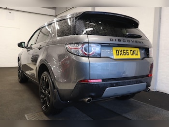 Used Land Rover Discovery Sport 2016 for sale - 77016919: Photo