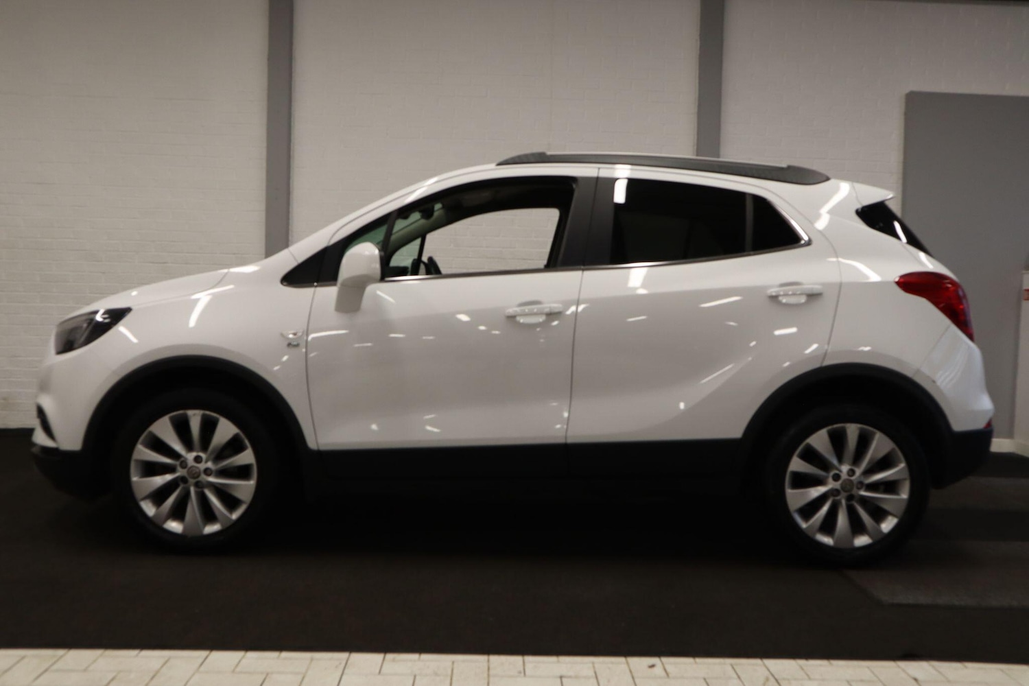 Used Vauxhall Mokka X 2018 for sale - 77331064: Photo 3