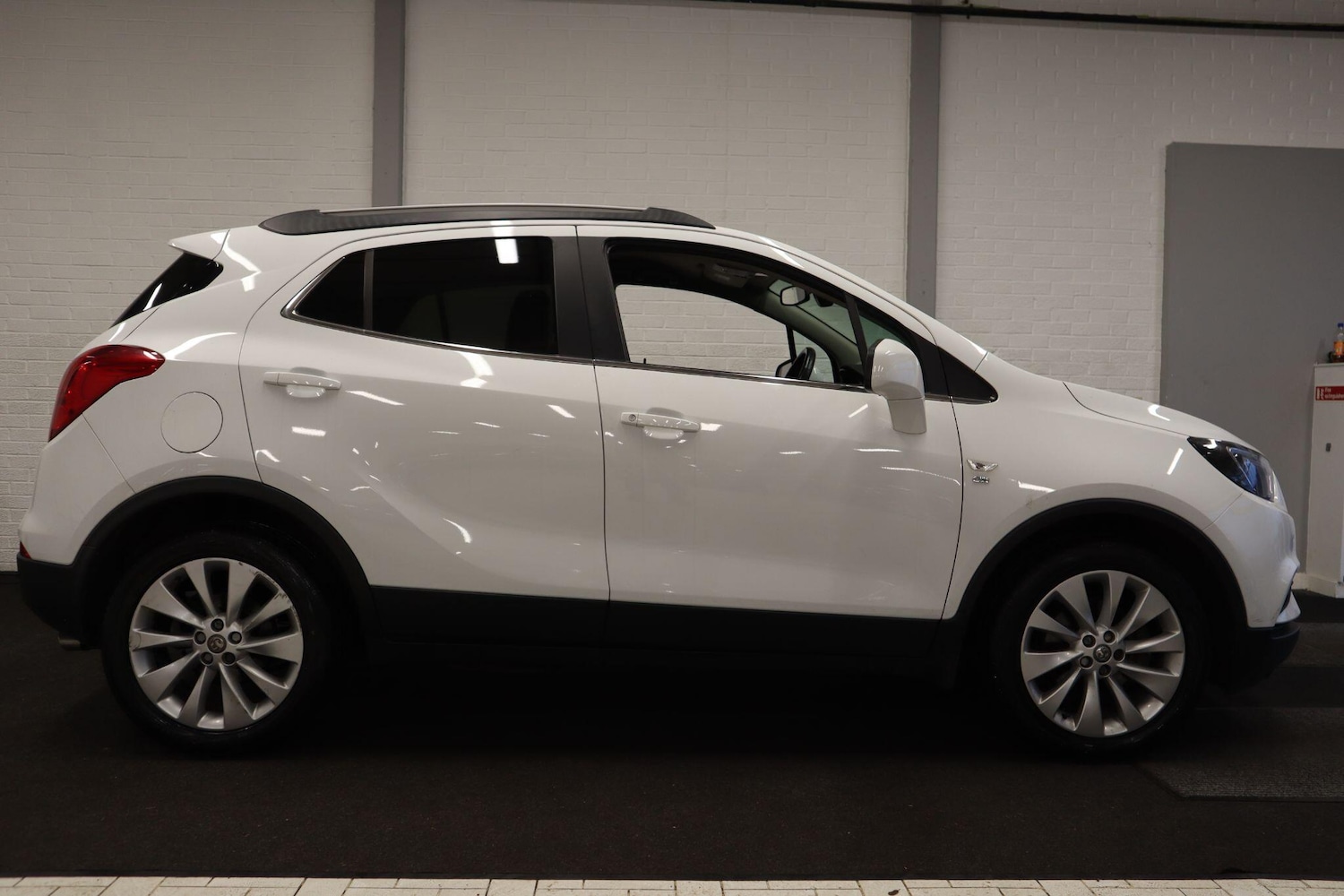 Used Vauxhall Mokka X 2018 for sale - 77331064: Photo 8