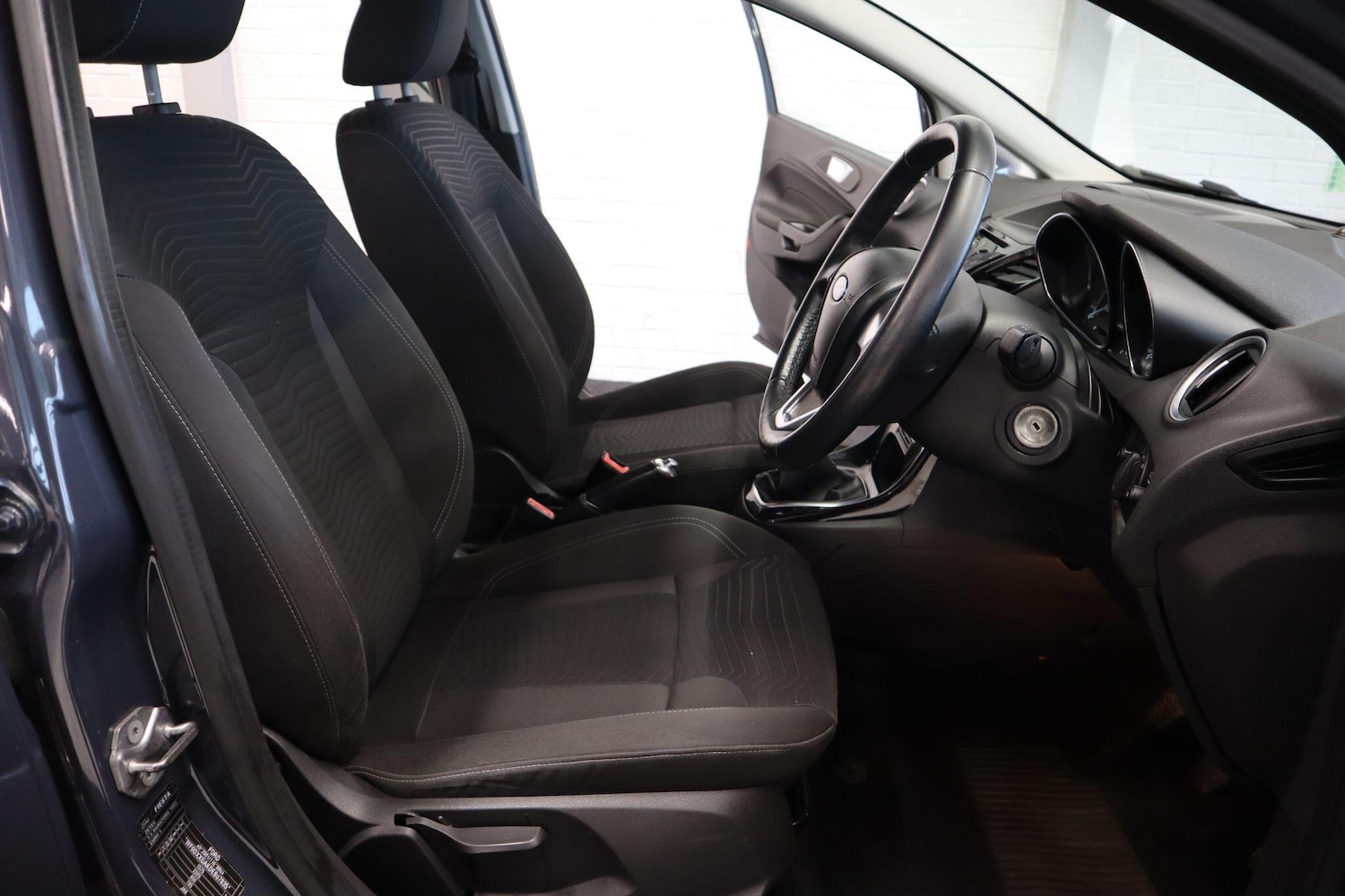 Used Ford Fiesta 2015 for sale - 76952431: Photo 11