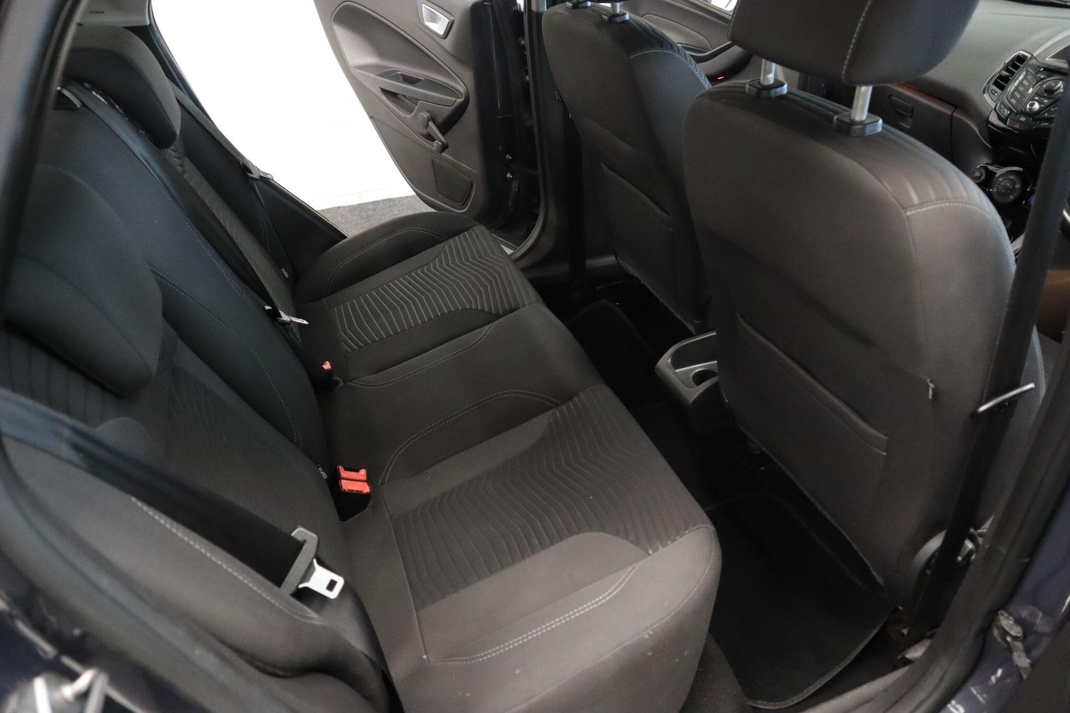 Used Ford Fiesta 2015 for sale - 76952431: Photo 15