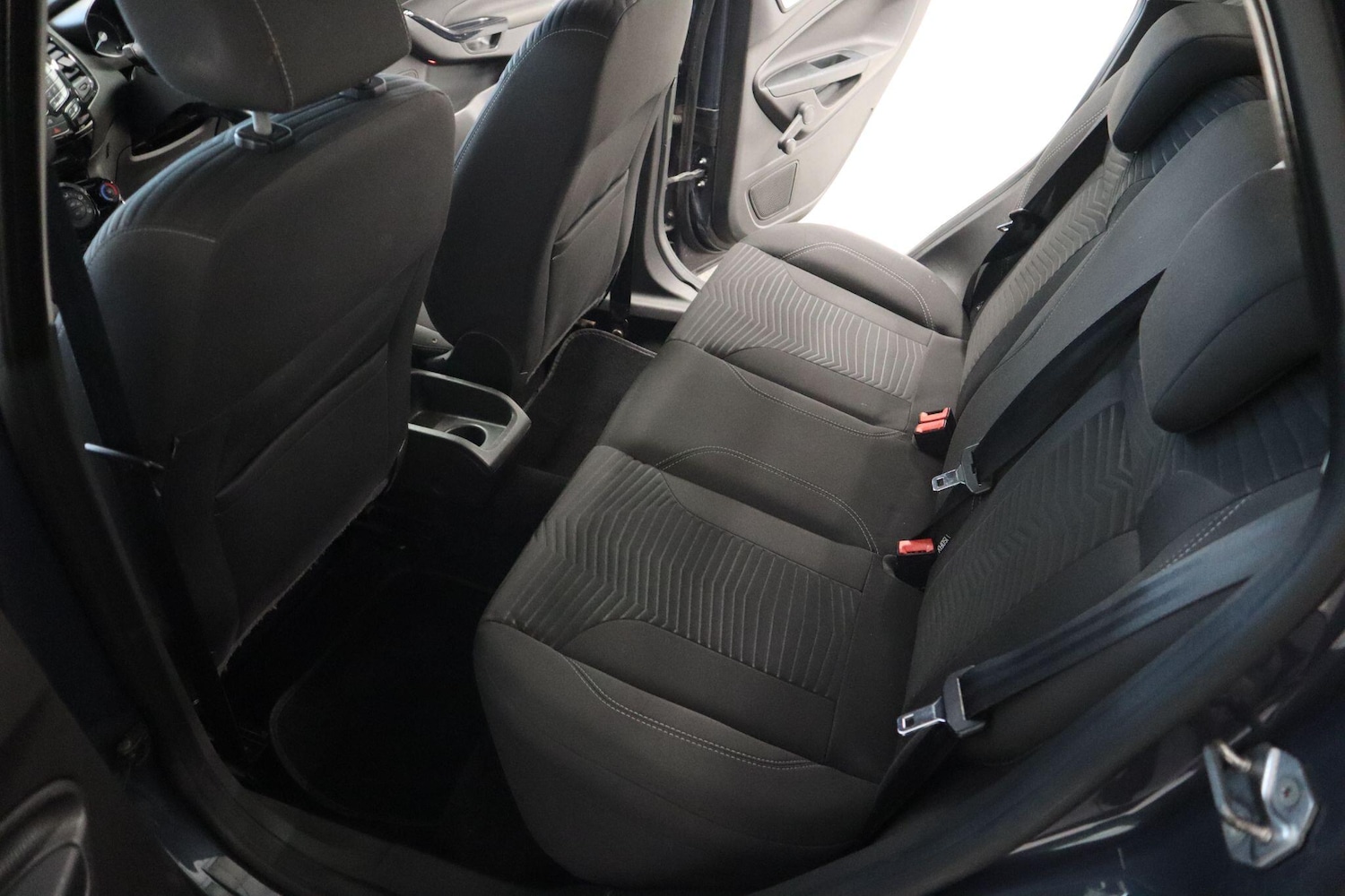 Used Ford Fiesta 2015 for sale - 76952431: Photo 17