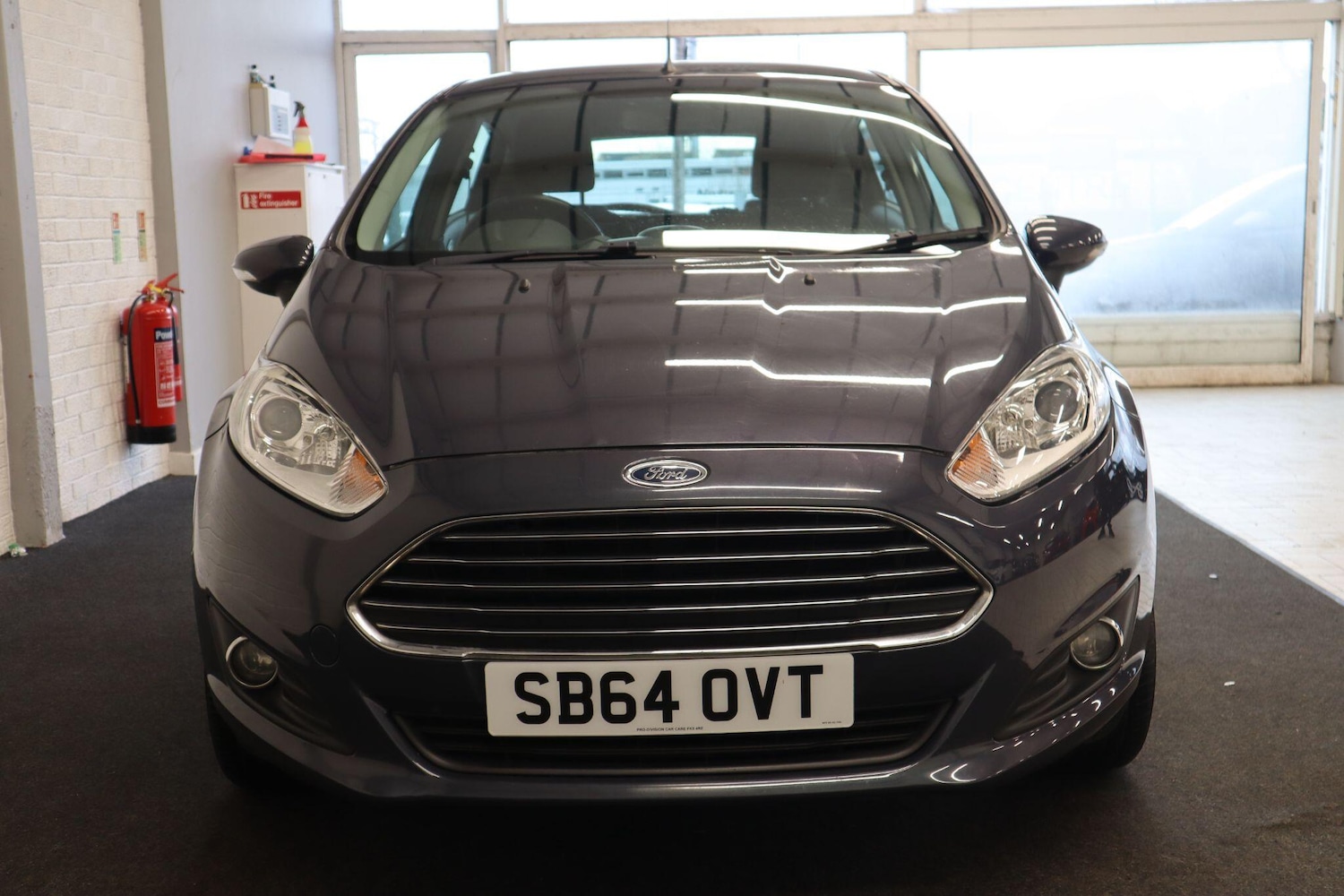 Used Ford Fiesta 2015 for sale - 76952431: Photo 2