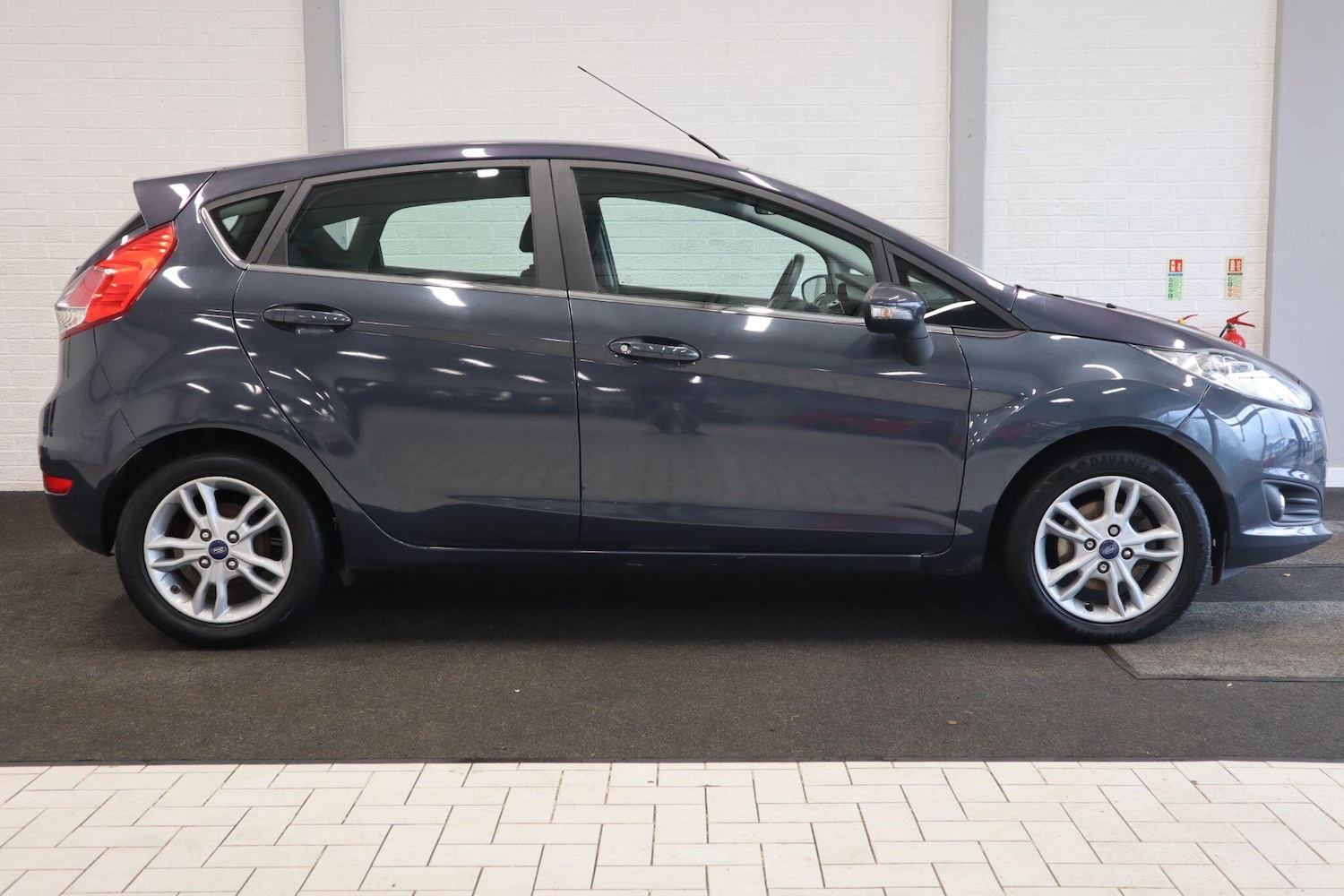 Used Ford Fiesta 2015 for sale - 76952431: Photo 8