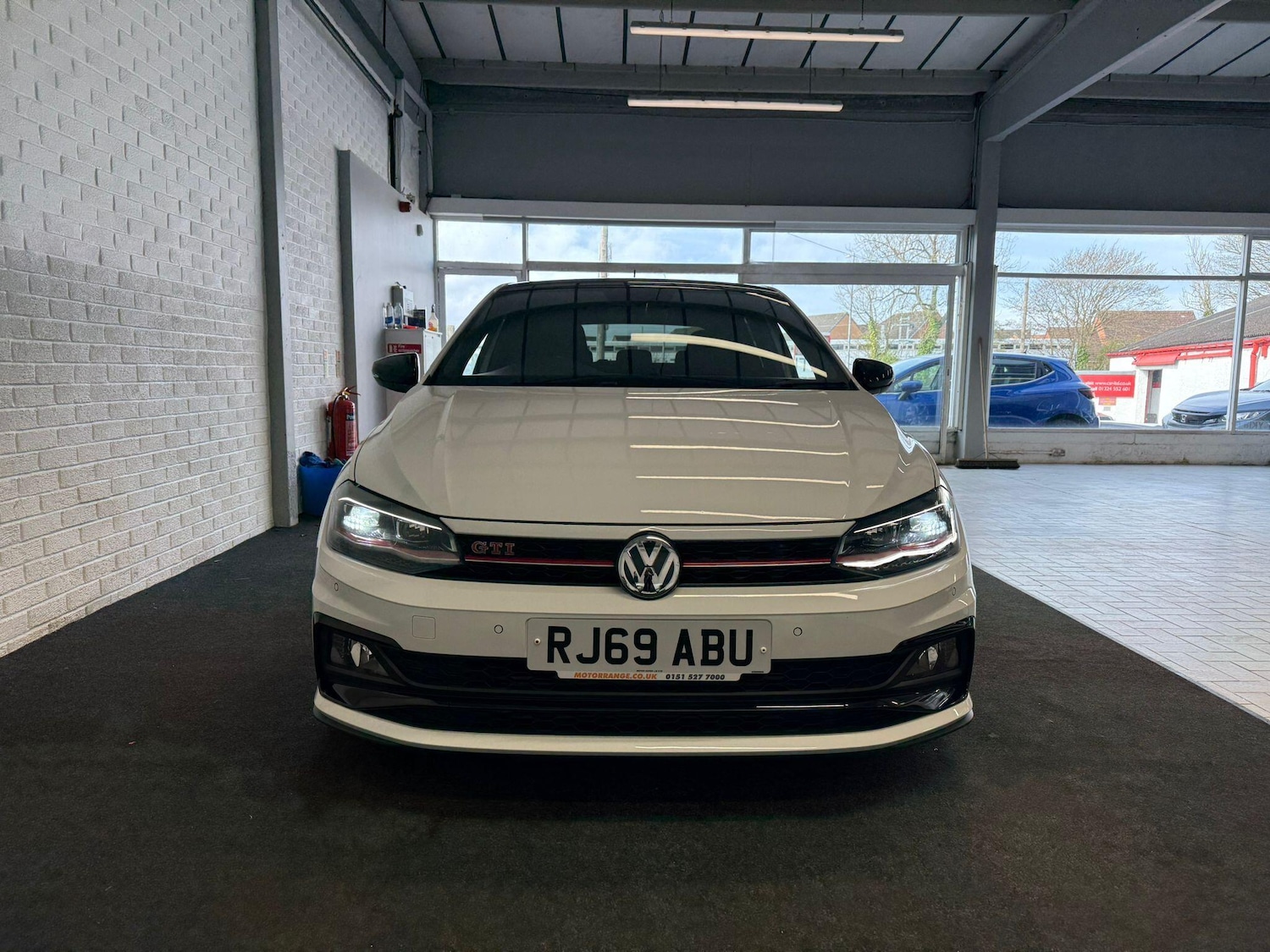 Used Volkswagen Polo for sale - 78148361: Photo 2