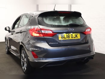 Used Ford Fiesta 2018 for sale - 77671790: Photo