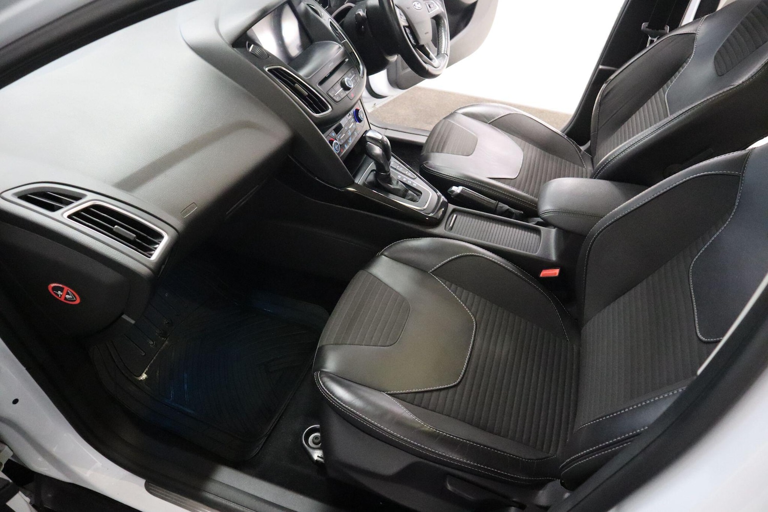 Used Ford Focus 2017 for sale - 76584794: Photo 18