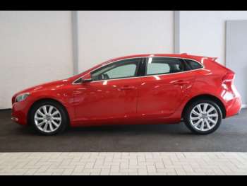 Used Volvo V40 2014 for sale - 74908469: Photo