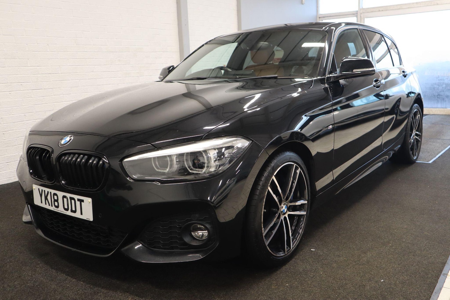 Used BMW 1 Series 2018 for sale - 76926493: Photo 1