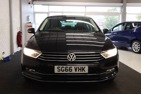 Used Volkswagen Passat 2016 for sale - 76270242: Photo 2