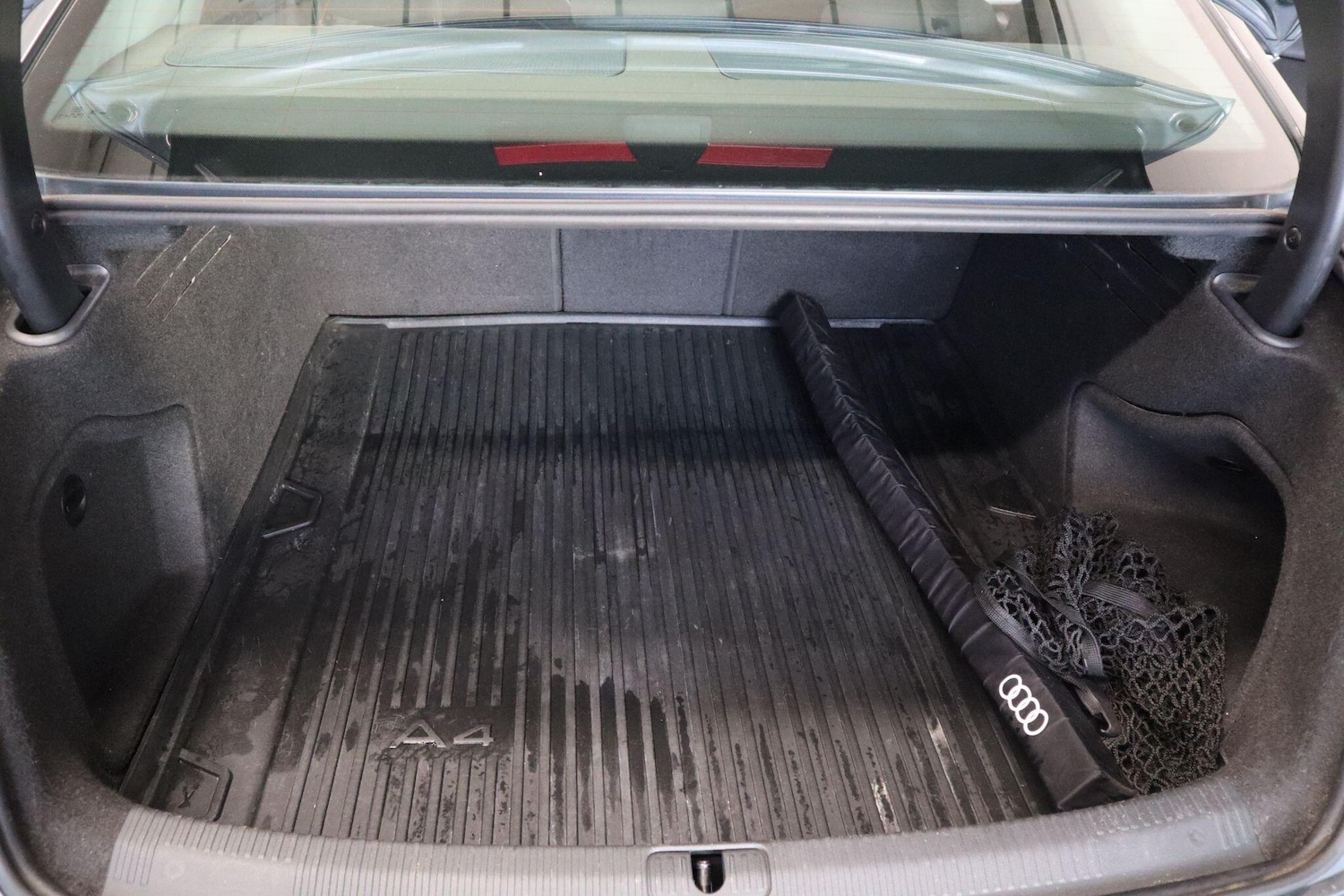 Used Audi A4 2017 for sale - 76336120: Photo 14