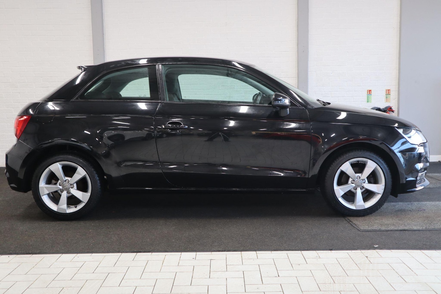 Used Audi A1 2016 for sale - 76786405: Photo 8