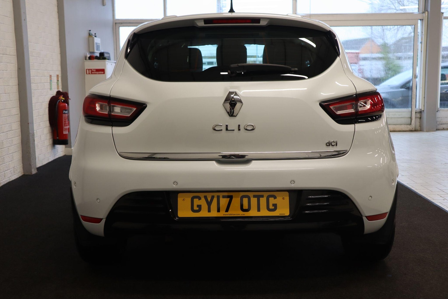 Used Renault Clio for sale - 76865751: Photo 10