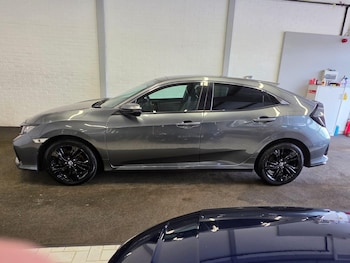 Used Honda Civic 2019 for sale - 78245373: Photo