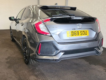 Used Honda Civic 2019 for sale - 78245373: Photo