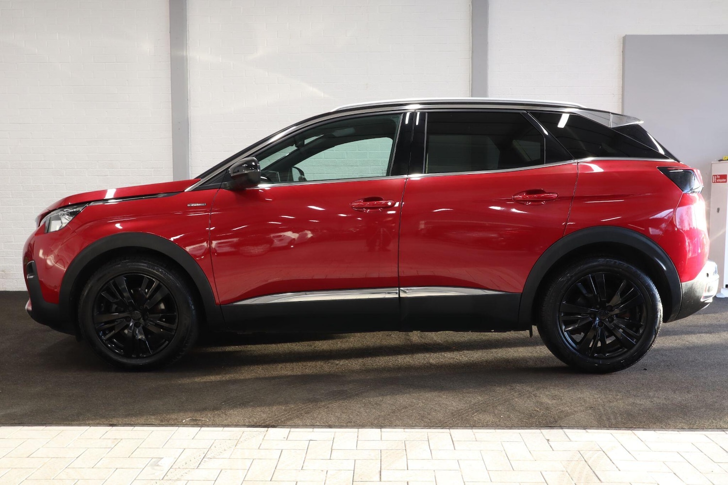 Used Peugeot 3008 for sale - 77586390: Photo 3