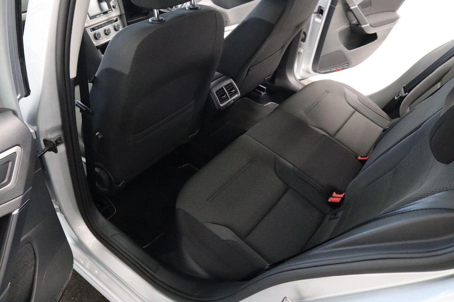 Used Volkswagen Golf 2017 for sale - 76337478: Photo 15