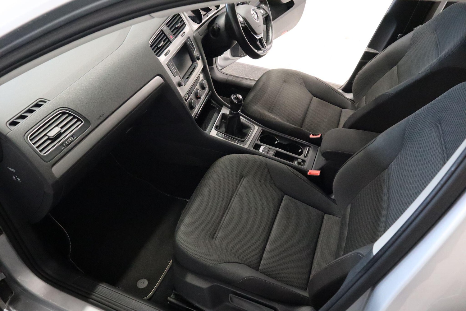 Used Volkswagen Golf 2017 for sale - 76337478: Photo 16