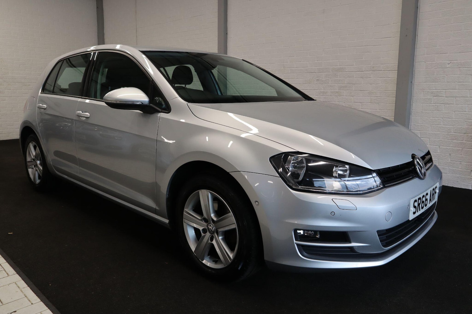 Used Volkswagen Golf 2017 for sale - 76337478: Photo 7