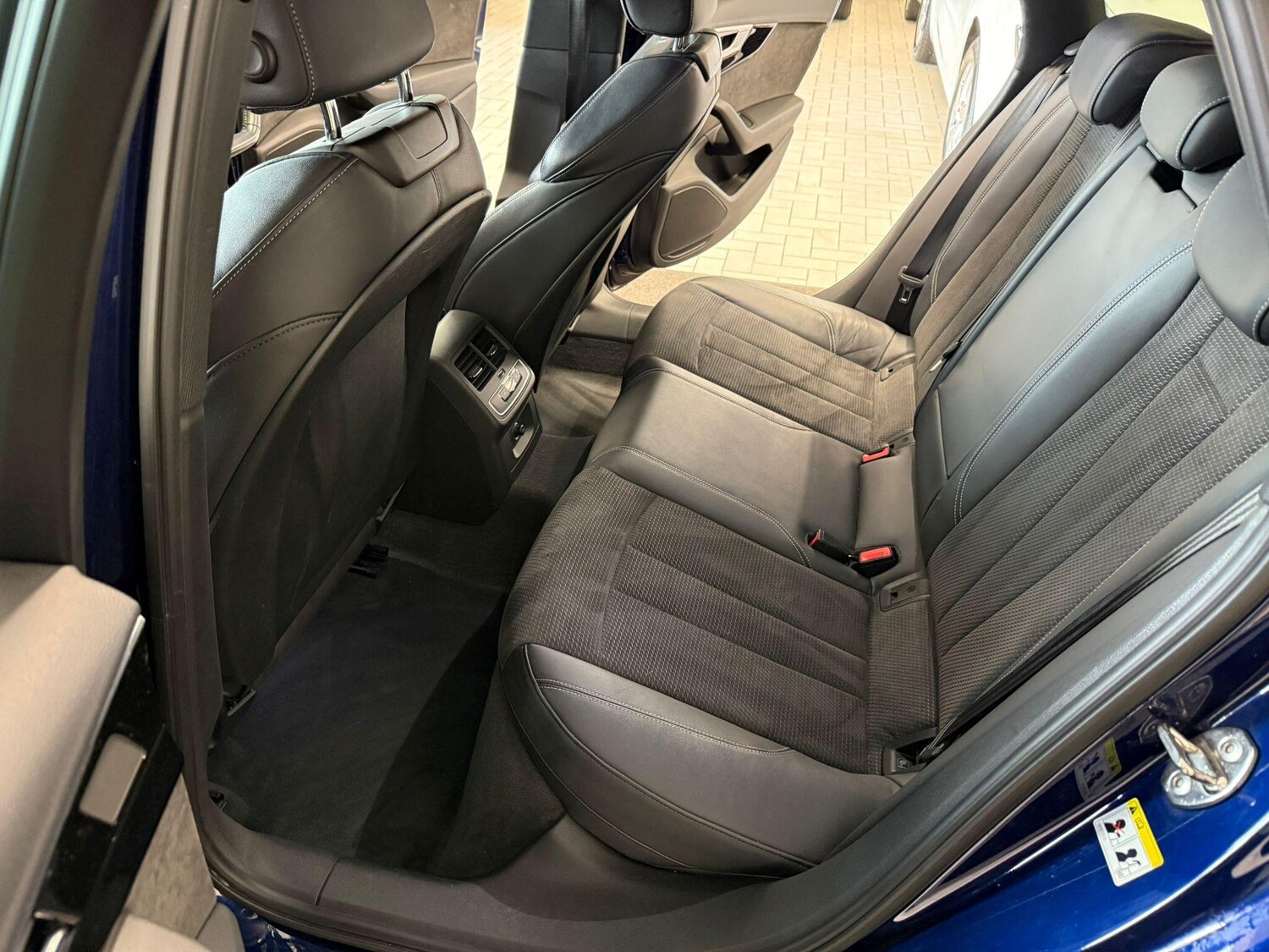 Used Audi A4 2020 for sale - 78157669: Photo 17