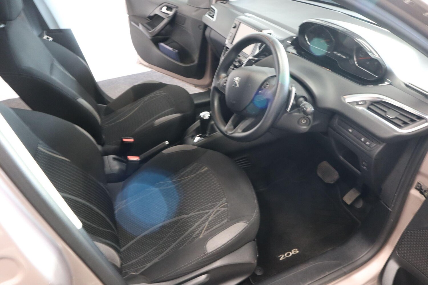 Used Peugeot 208 for sale - 77585801: Photo 12