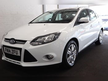 Used Ford Focus 2014 for sale - 77754004: Photo