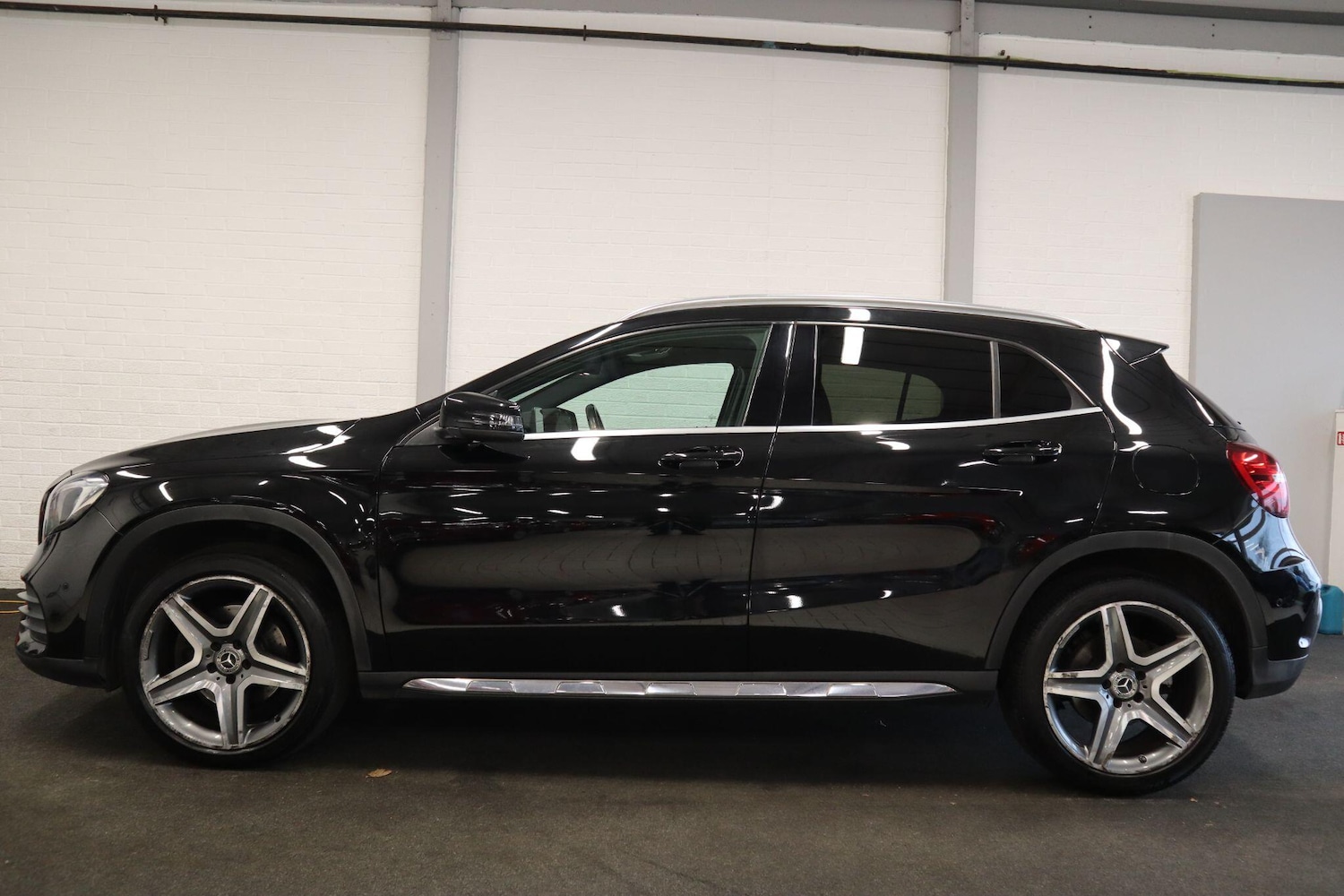 Used Mercedes-Benz GLA 2018 for sale - 76307234: Photo 3