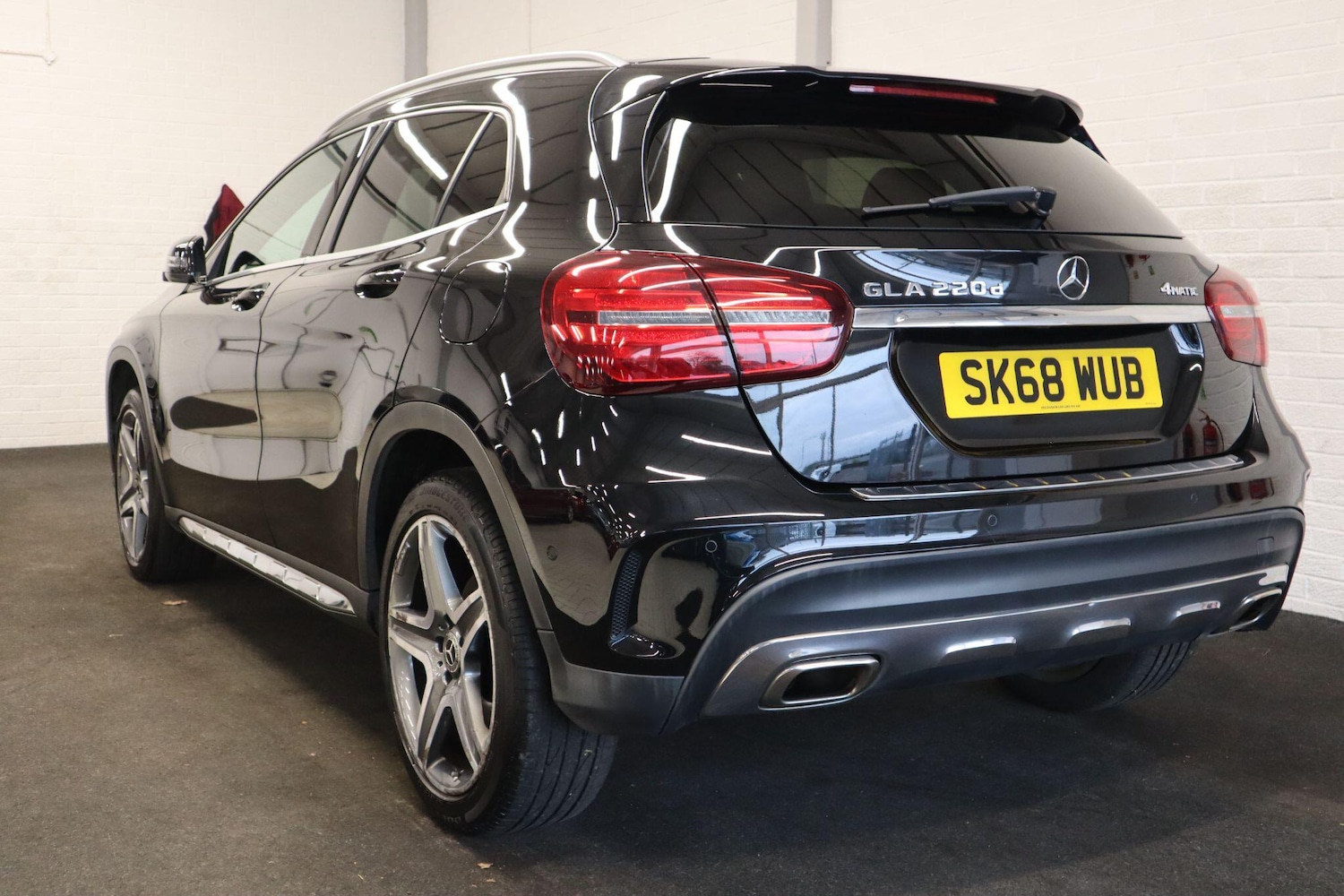 Used Mercedes-Benz GLA 2018 for sale - 76307234: Photo 4