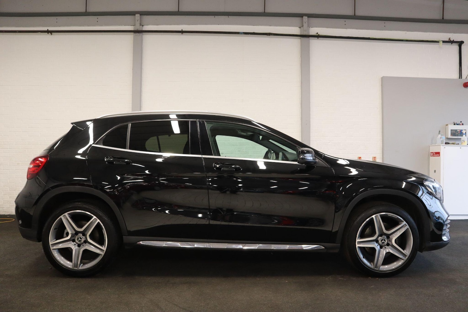 Used Mercedes-Benz GLA 2018 for sale - 76307234: Photo 8