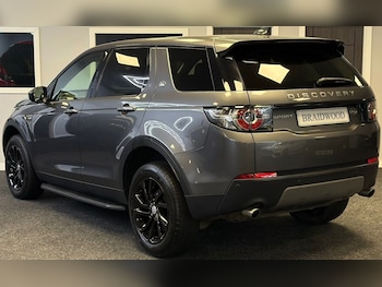 Used Land Rover Discovery Sport 2019 for sale - 78769114: Photo