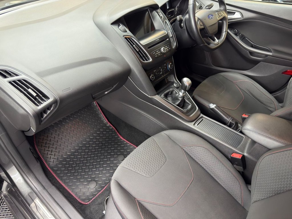 Used Ford Focus 2018 for sale - 76582698: Photo 12