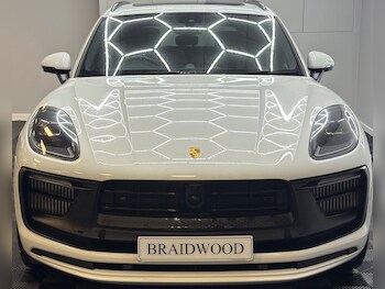 Used Porsche Macan 2022 for sale - 77780518: Photo