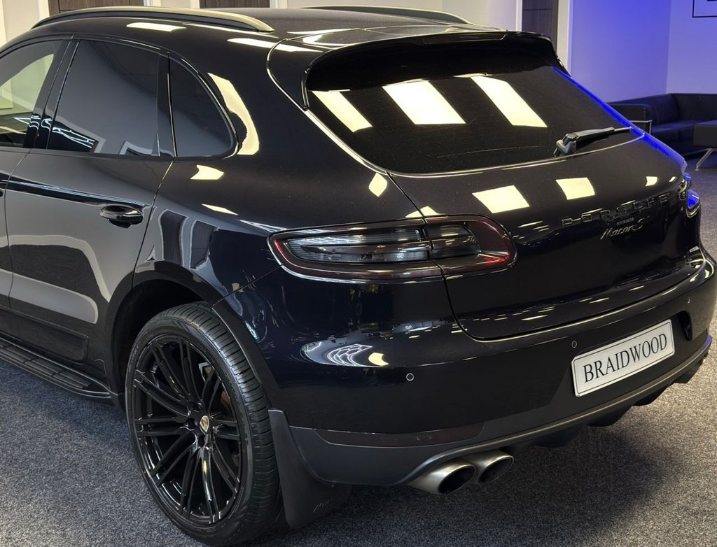 Used Porsche Macan 2016 for sale - 77161689: Photo 30
