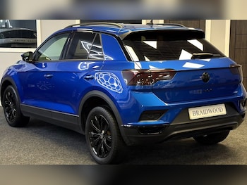Used Volkswagen T-Roc 2021 for sale - 78597919: Photo
