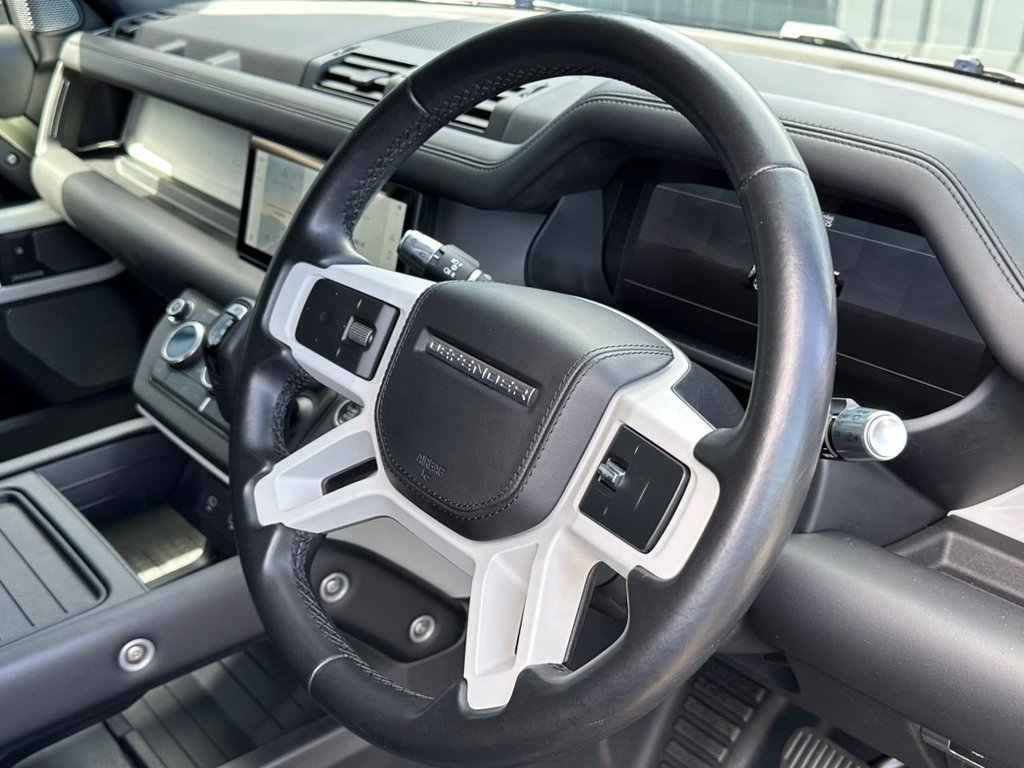 Used Land Rover Defender 2021 for sale - 77110714: Photo 10