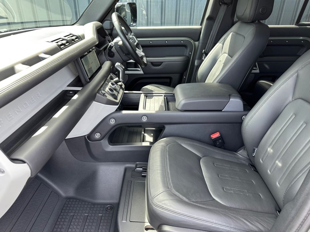 Used Land Rover Defender 2021 for sale - 77110714: Photo 16
