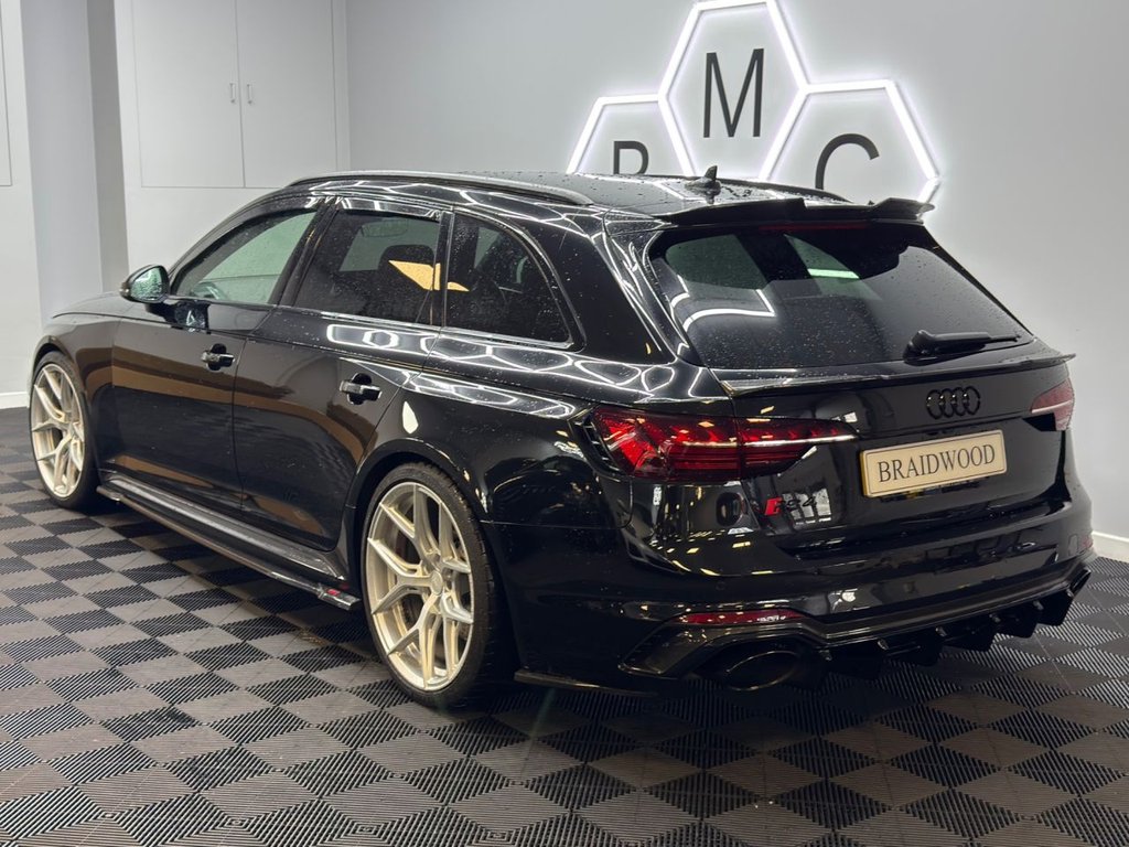 Used Audi RS4 2022 for sale - 77927241: Photo 2