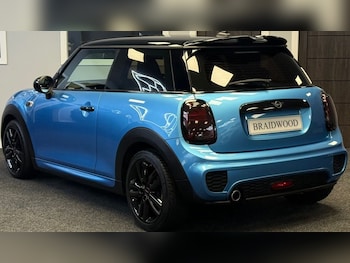 Used MINI Hatch 2019 for sale - 78102853: Photo