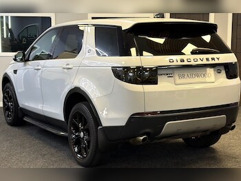 Used Land Rover Discovery Sport 2017 for sale - 78336452: Photo