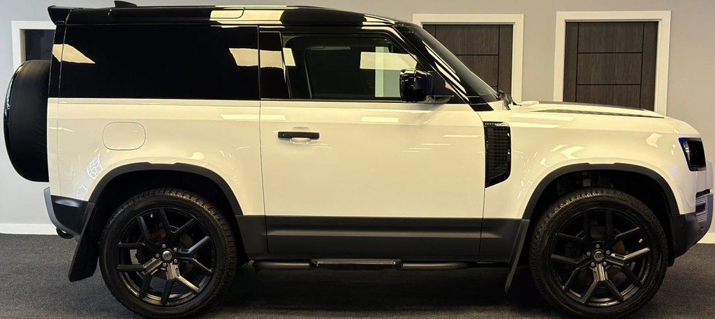 Used Land Rover Defender 2022 for sale - 76061585: Photo 21