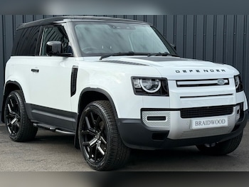 Used Land Rover Defender 2022 for sale - 76061585: Photo