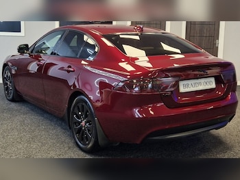Used Jaguar XE 2016 for sale - 78839142: Photo