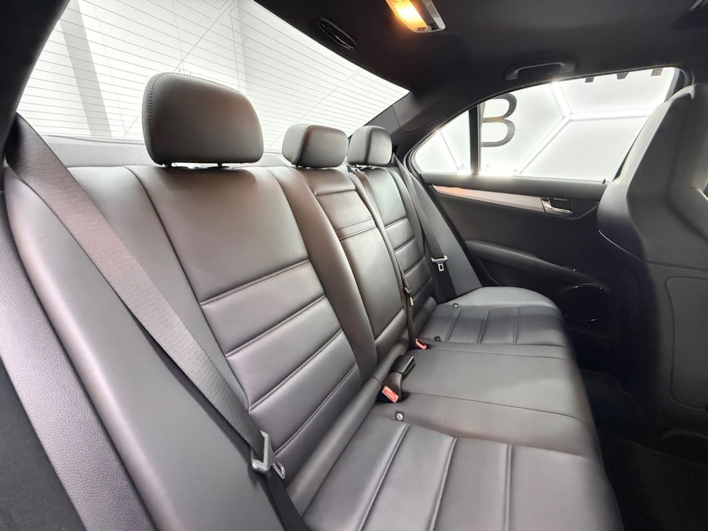 Used Mercedes-Benz C Class 2010 for sale - 77397360: Photo 12