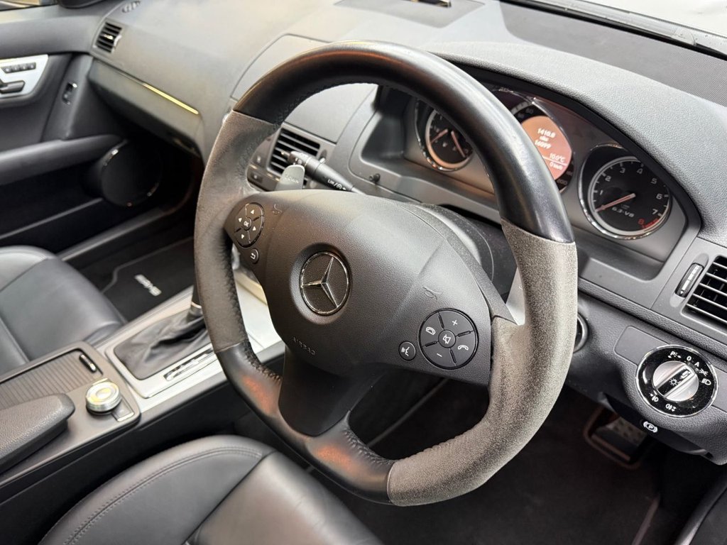 Used Mercedes-Benz C Class 2010 for sale - 77397360: Photo 5