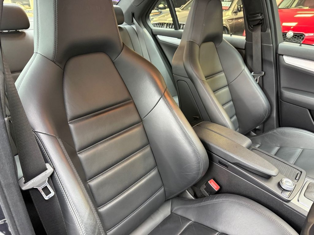 Used Mercedes-Benz C Class 2010 for sale - 77397360: Photo 6