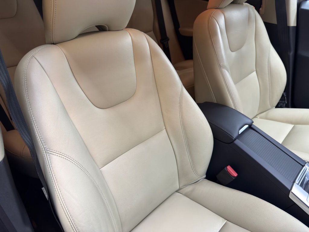 Used Volvo XC60 2016 for sale - 77021826: Photo 9