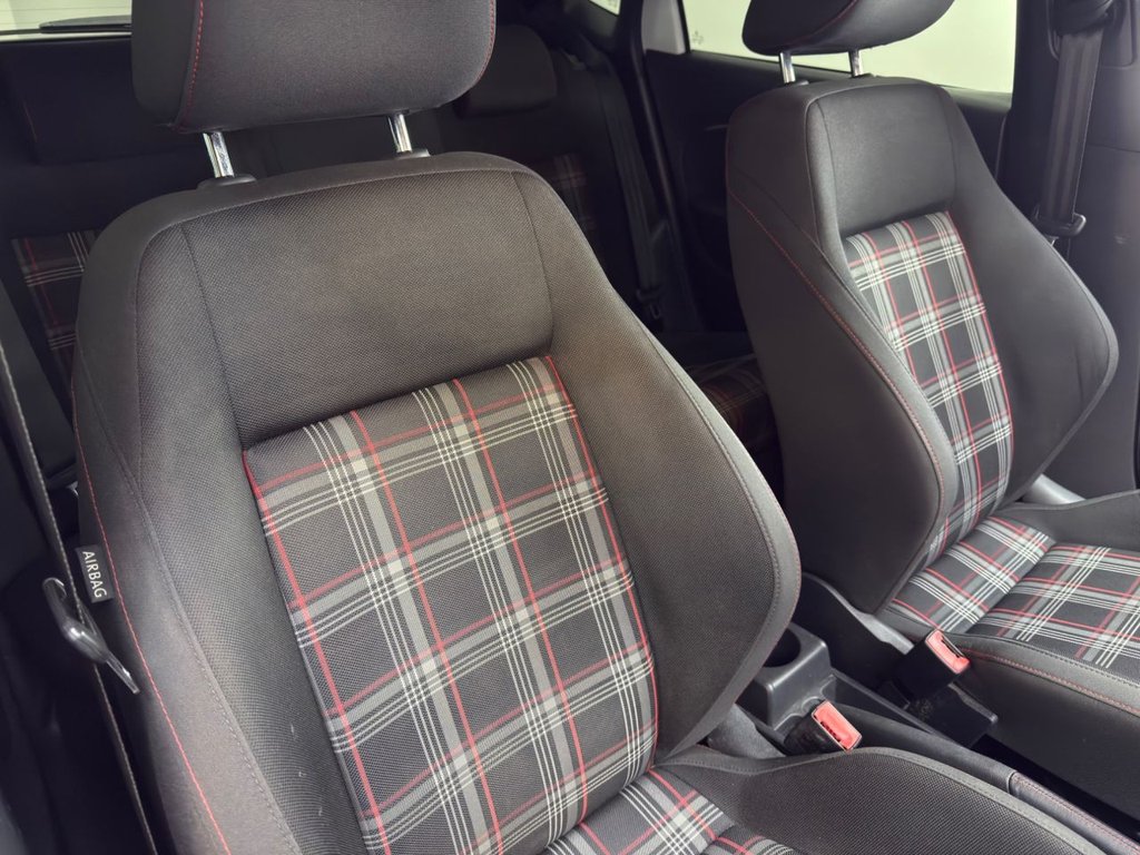 Used Volkswagen Polo 2017 for sale - 77841355: Photo 9