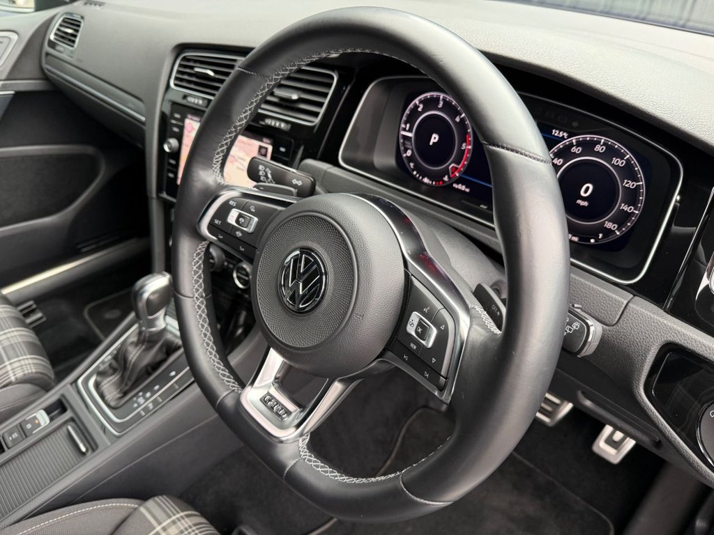 Used Volkswagen Golf 2019 for sale - 76228990: Photo 10