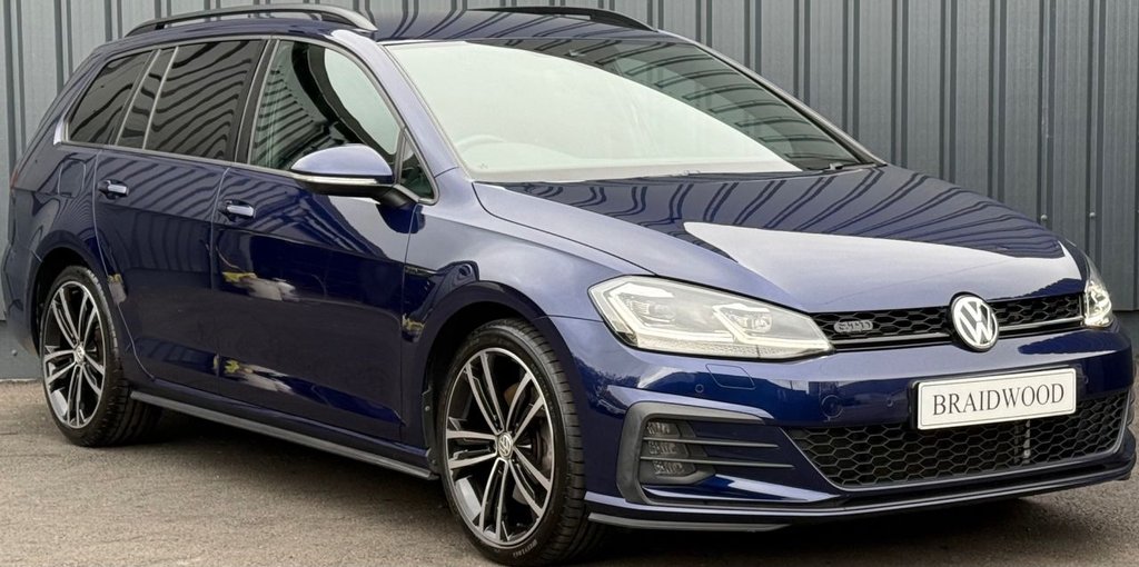 Used Volkswagen Golf 2019 for sale - 76228990: Photo 2