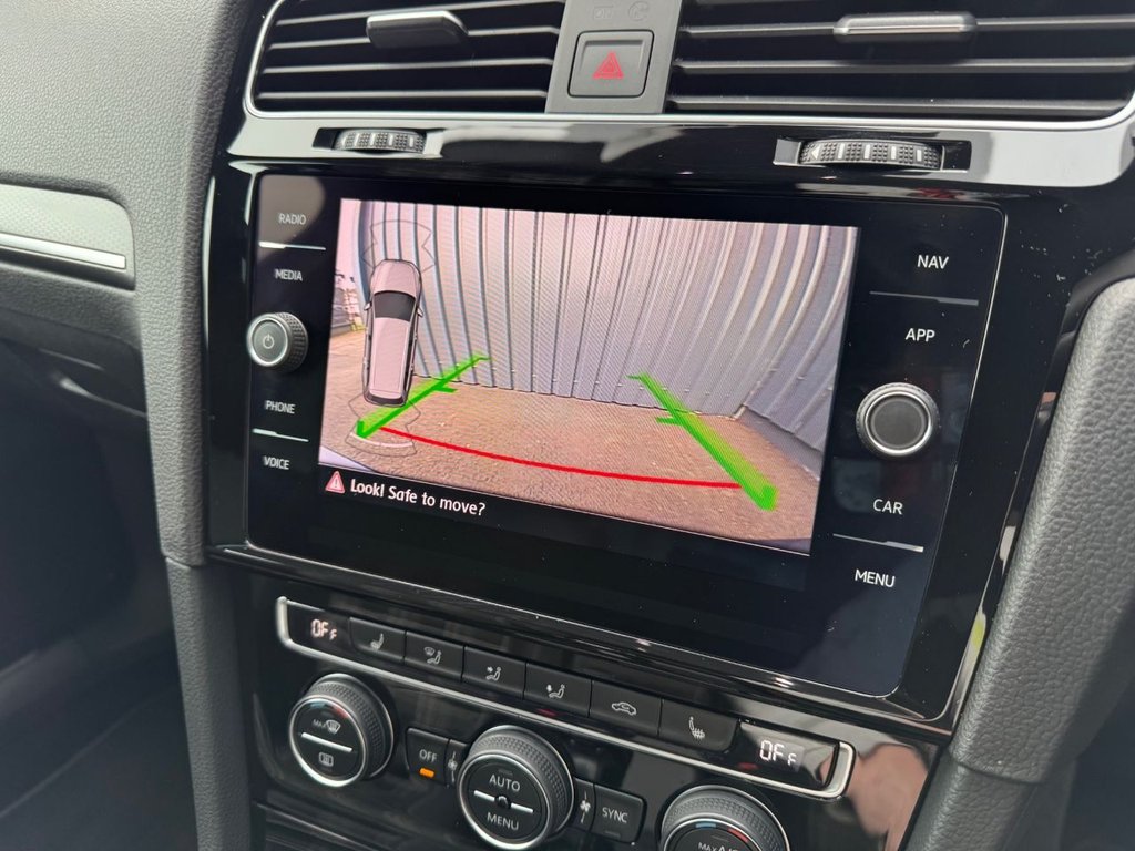 Used Volkswagen Golf 2019 for sale - 76228990: Photo 20